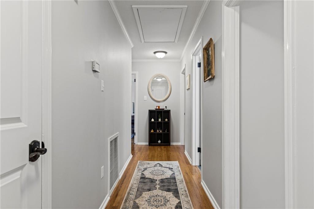 406 Binewood Ln Property Photo 20