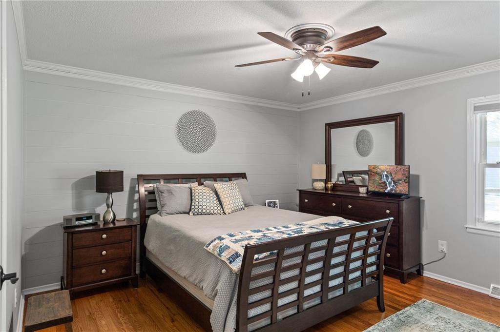 406 Binewood Ln Property Photo 24