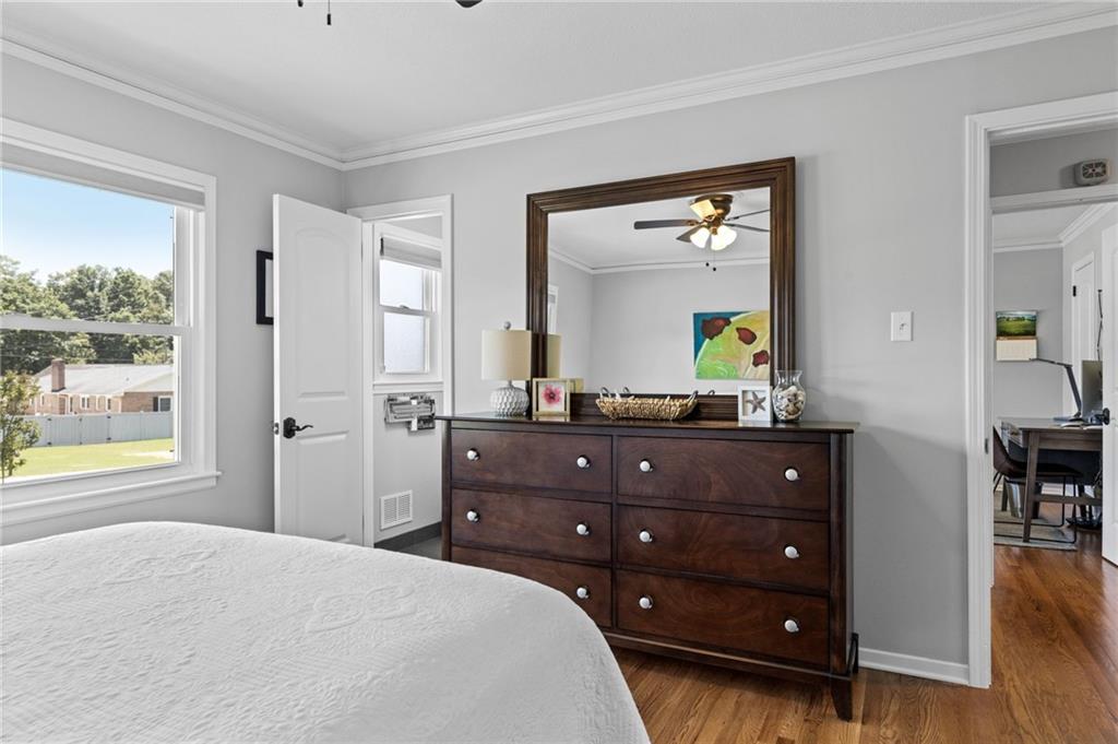 406 Binewood Ln Property Photo 29