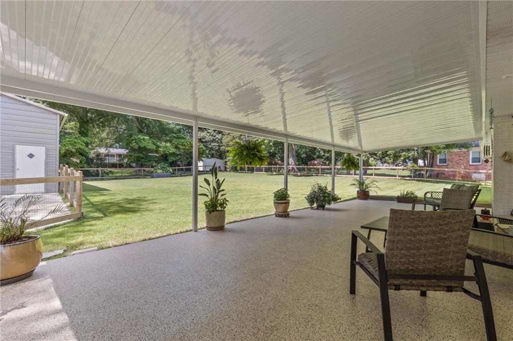 406 Binewood Ln Property Photo 38