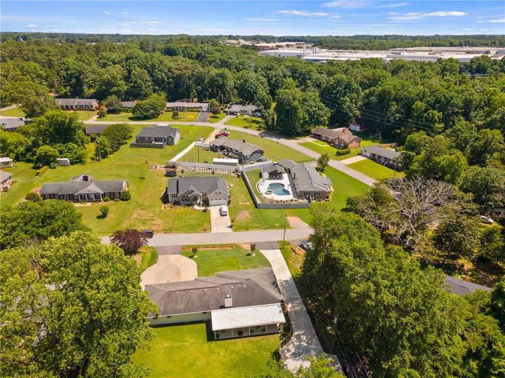 406 Binewood Ln Property Photo 45