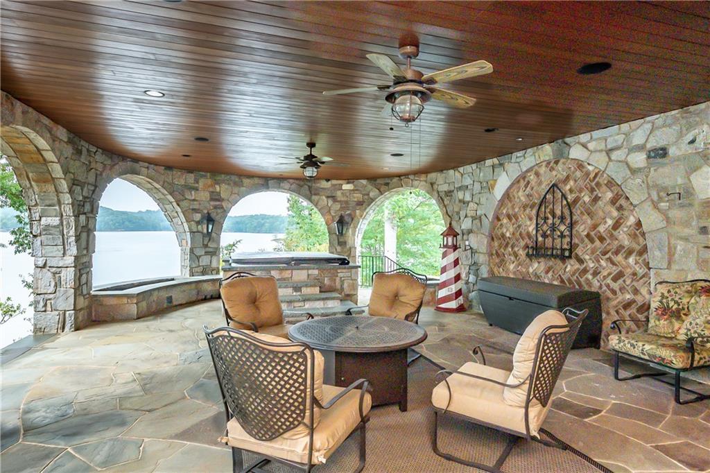 308 Calm Water Ct Property Photo 43