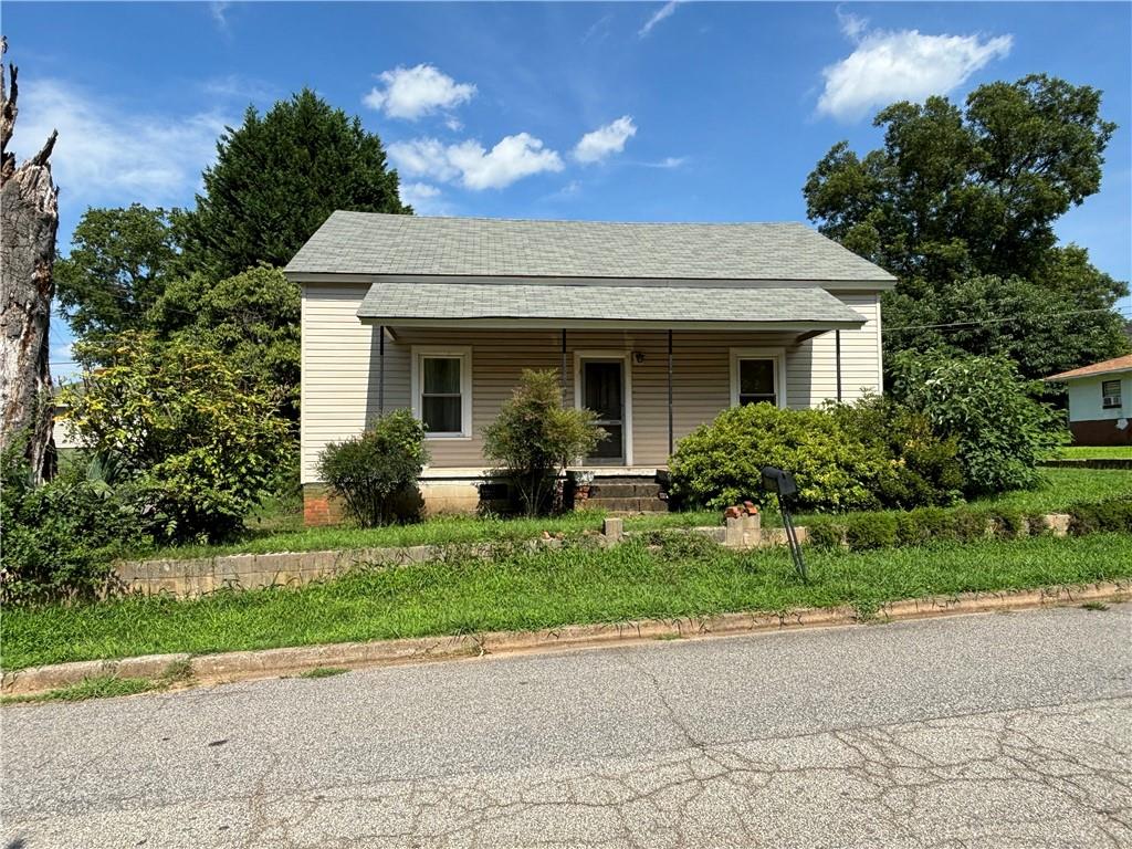316 J St Property Photo
