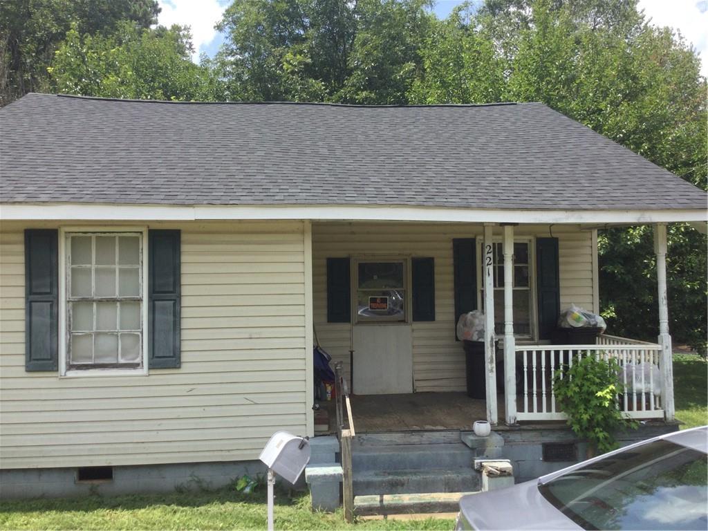 221 L St Property Photo