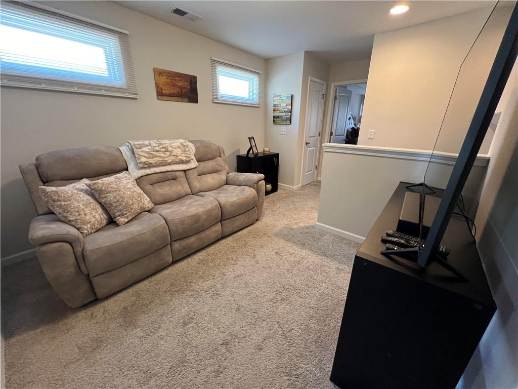144 Highland Park Ct Property Photo 20