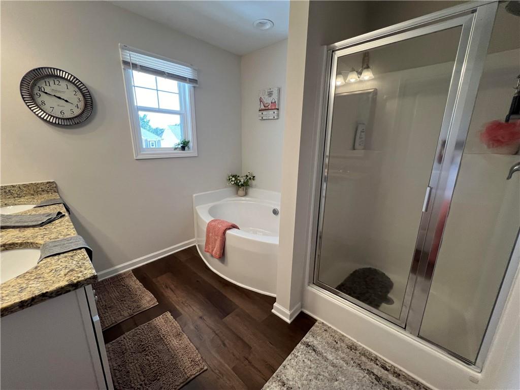 144 Highland Park Ct Property Photo 27