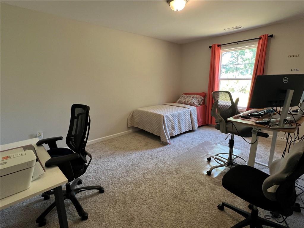 144 Highland Park Ct Property Photo 34