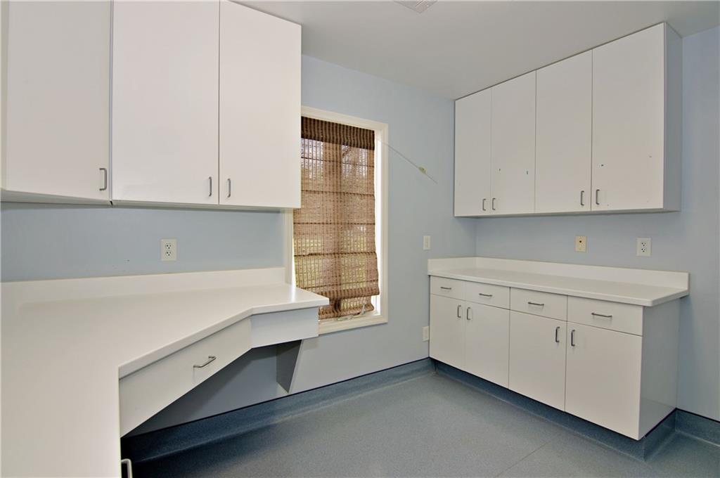 2525 Gentry Mem Hwy Property Photo 21