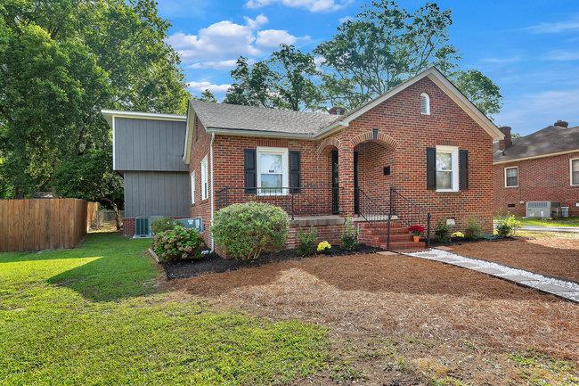 1706 Park Dr Property Photo 1