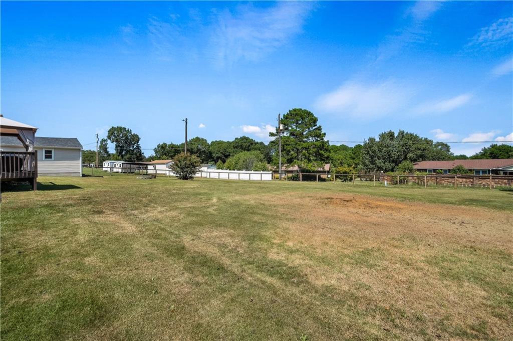 6 Ashley Dr Property Photo 36