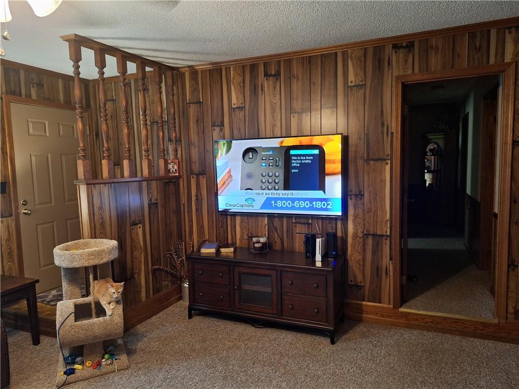 308 Meadowbrook Dr Property Photo 12