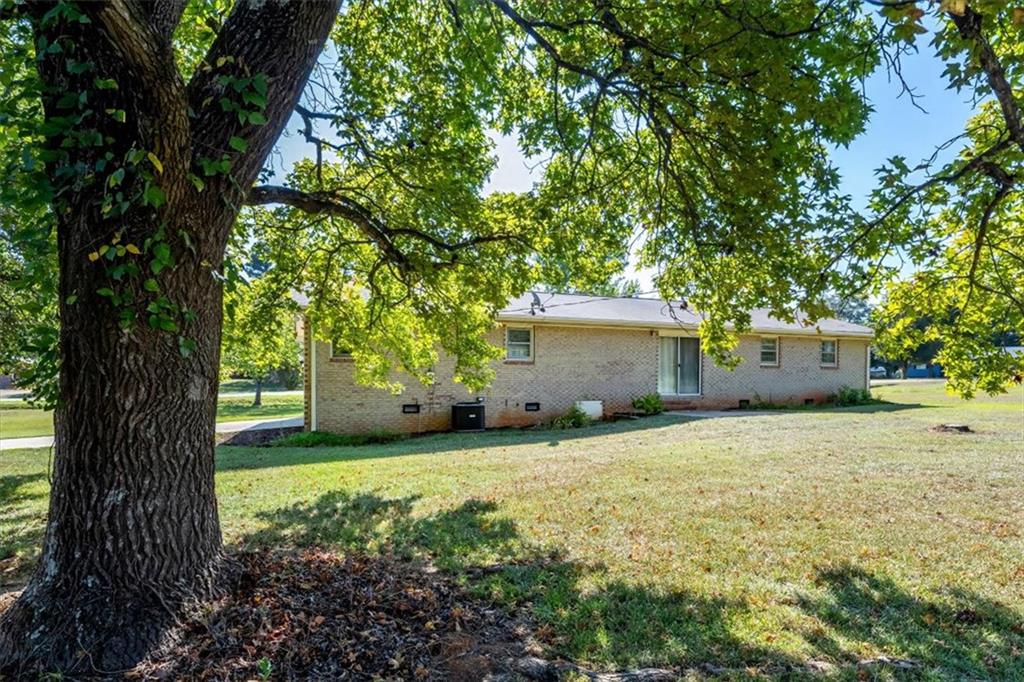 1415 Dunn Rd Property Photo 32