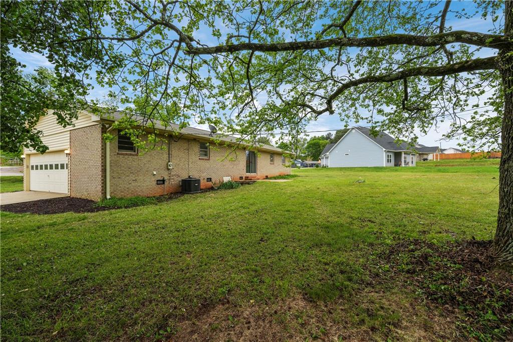 1415 Dunn Rd Property Photo 37