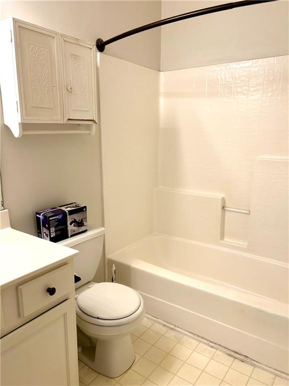 131 Wexford Dr Property Photo 13