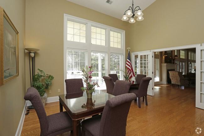 131 Wexford Dr Property Photo 22
