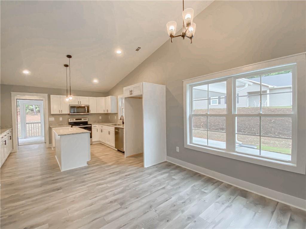 607 S Walnut St Property Photo 10