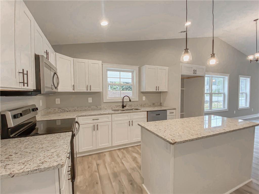607 S Walnut St Property Photo 15