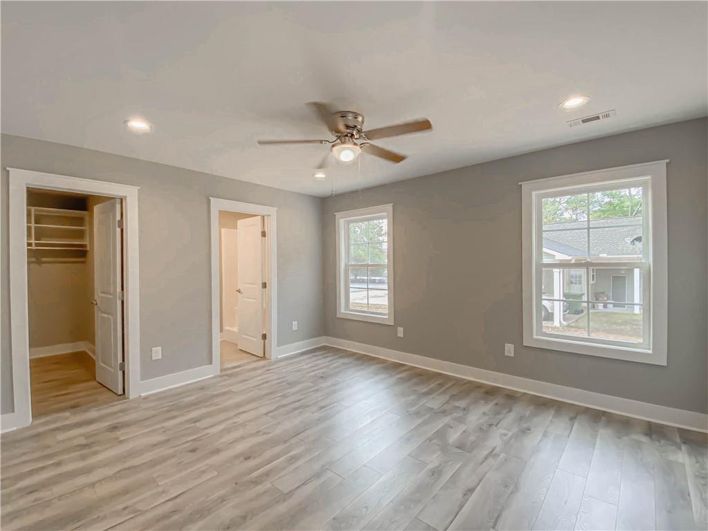 607 S Walnut St Property Photo 18