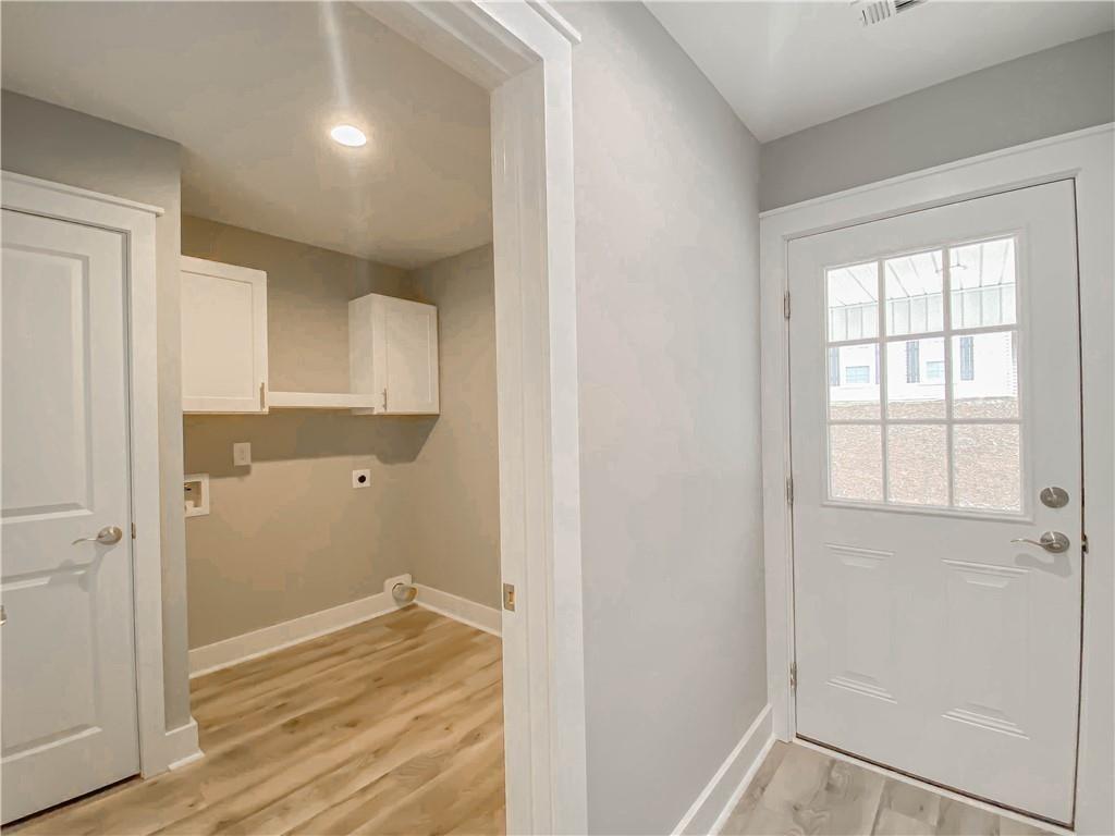 607 S Walnut St Property Photo 25