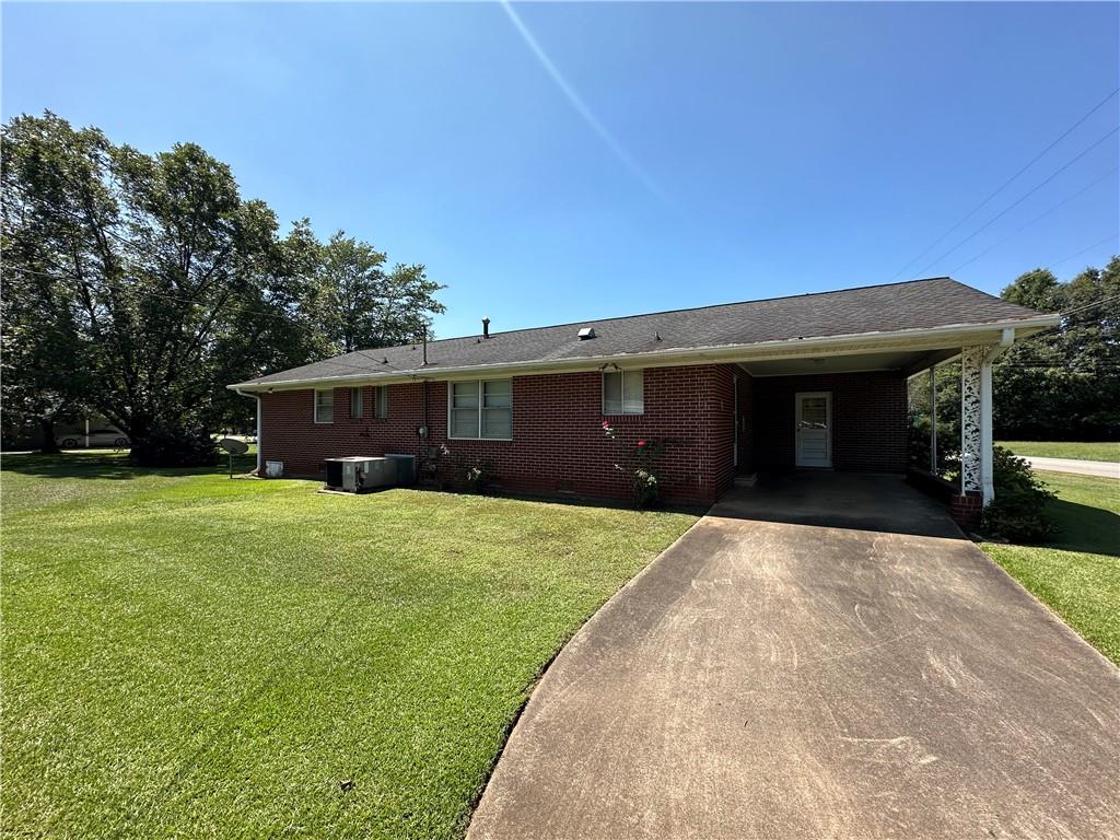 2901 Camden Dr Property Photo 6