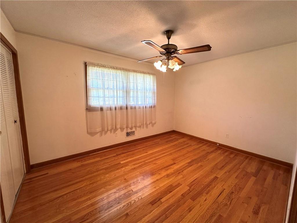 2901 Camden Dr Property Photo 16