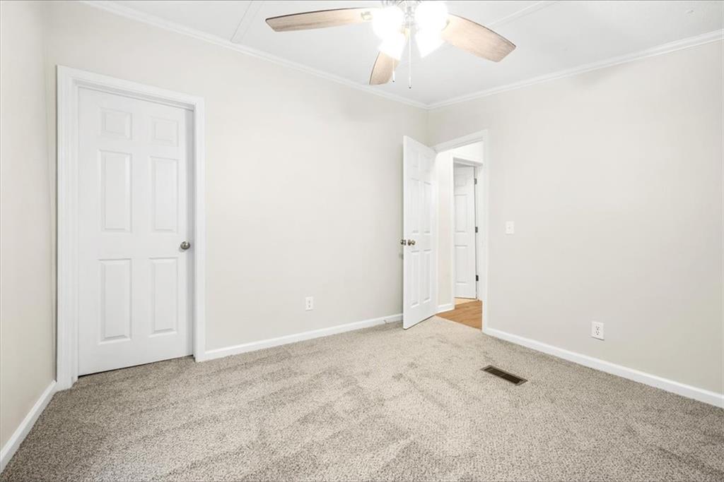 660 Timberlake 1st Cir Property Photo 24