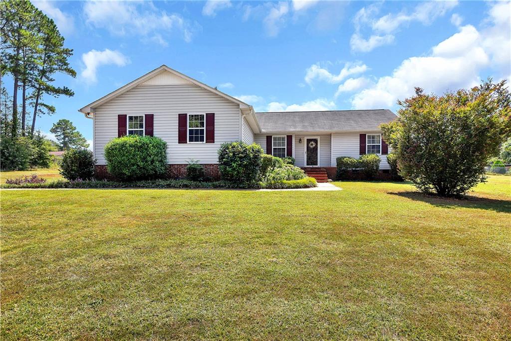 3207 Dobbins Bridge Rd Property Photo 1