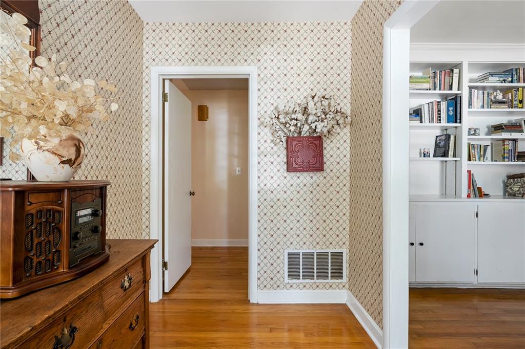 204 Thomas St Property Photo 6