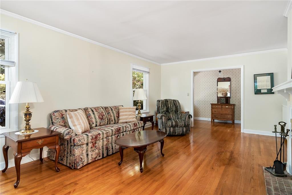 204 Thomas St Property Photo 9