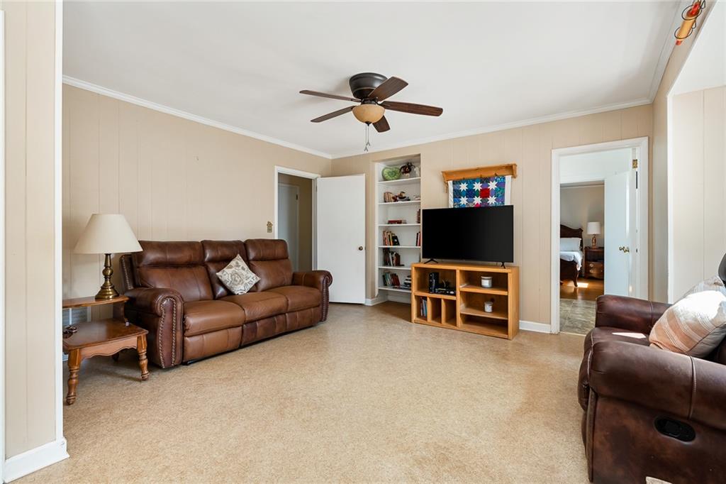 204 Thomas St Property Photo 12