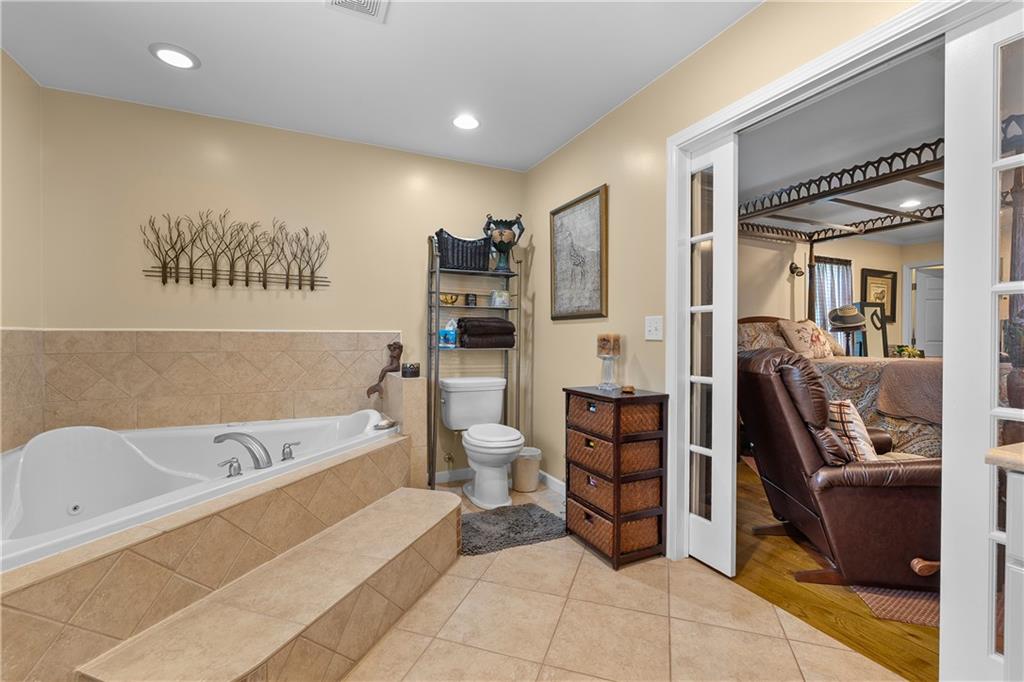 108 Arizona Rd Property Photo 17