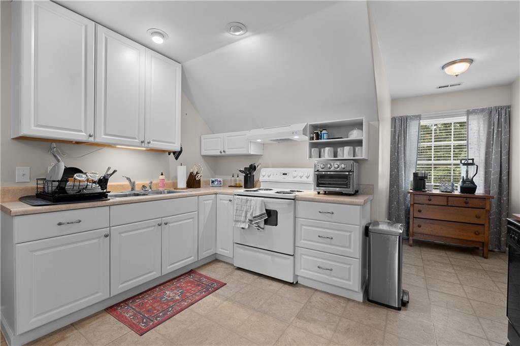 108 Arizona Rd Property Photo 40