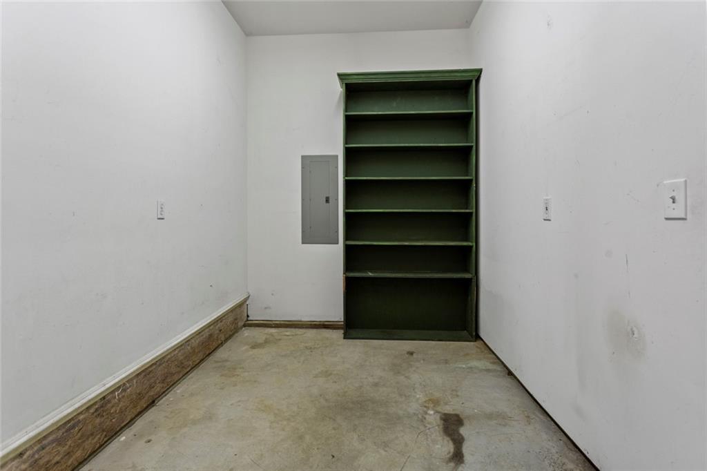 99 S Hamilton St Property Photo 23