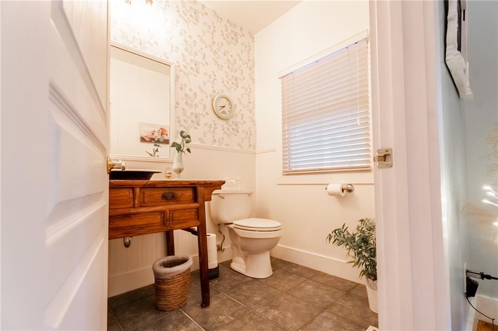 102 Mandalay Way Property Photo 8