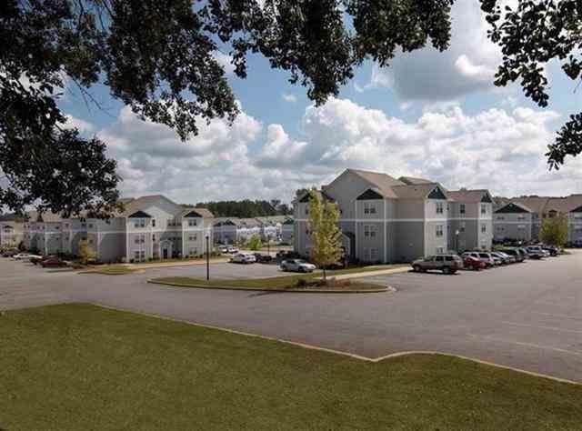 108 University Village Dr Property Photo 16