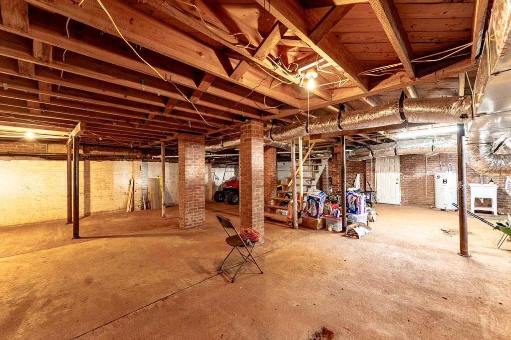 1003 Main St N Property Photo 25