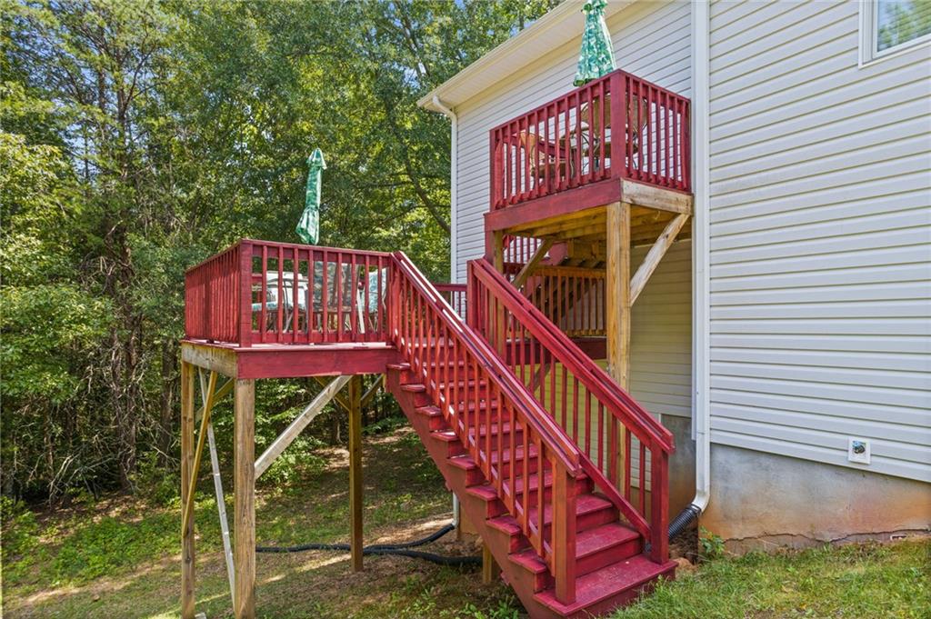 212 Hazel Dr Property Photo 27
