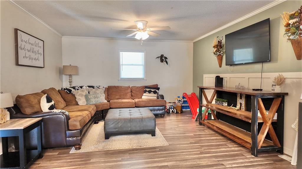 202 Hazelwood Ave Property Photo 8