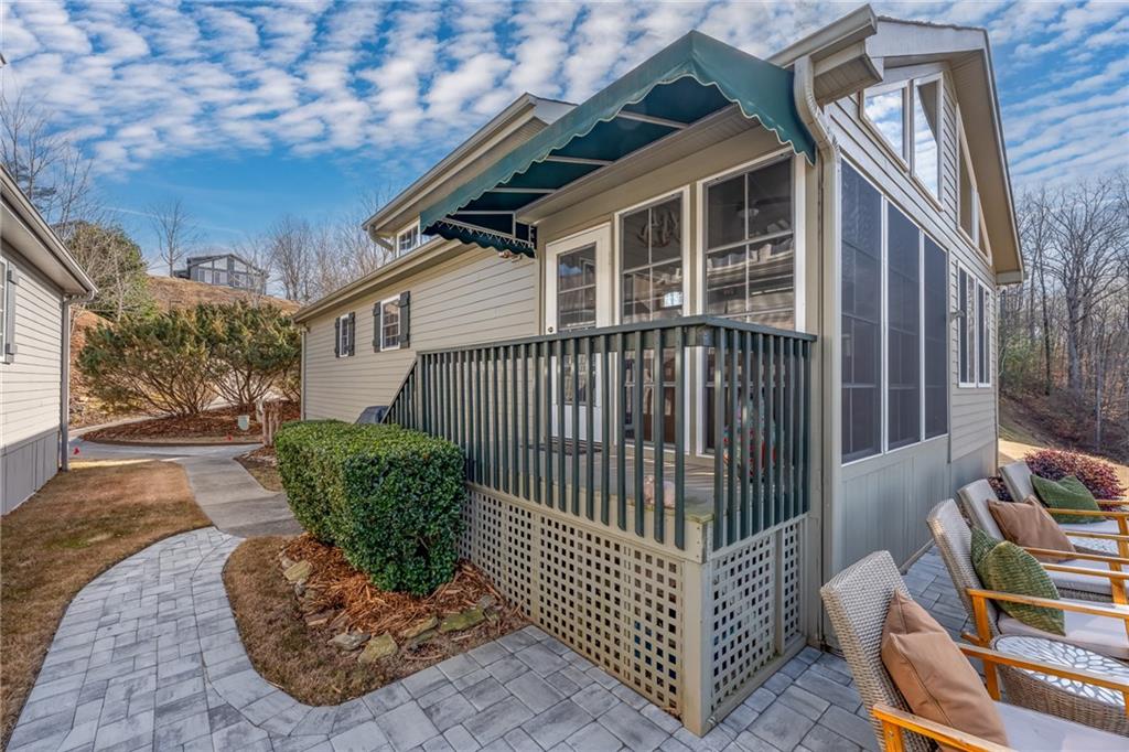1230 Melton Rd Property Photo 1