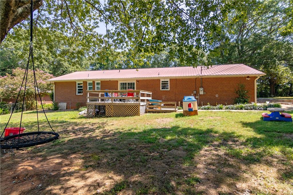 315 Hembree Rd Property Photo 6