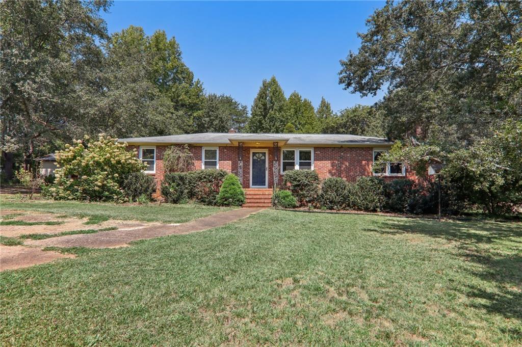 613 Farrs Rd Property Photo 3