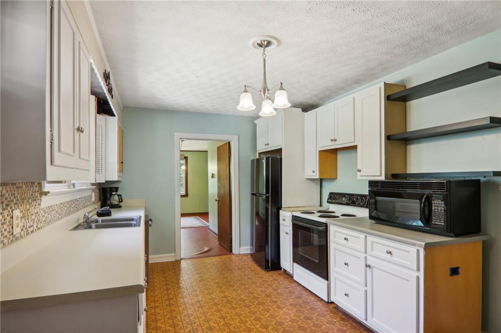 613 Farrs Rd Property Photo 11
