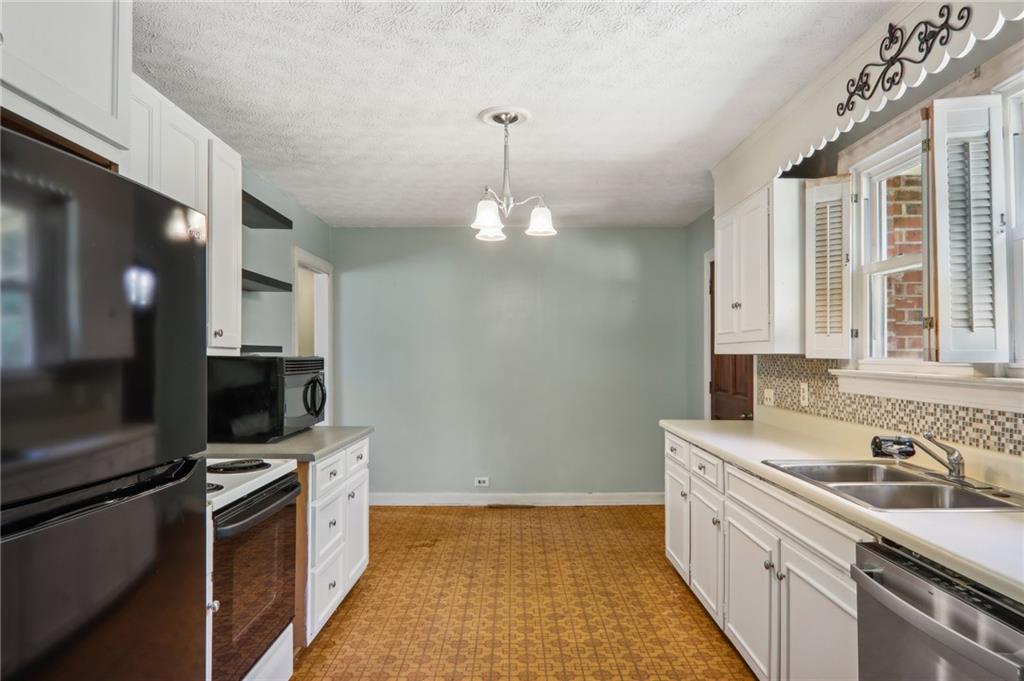 613 Farrs Rd Property Photo 12