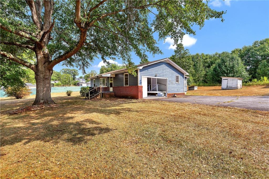 567 Mauldin Lake Rd Property Photo 22
