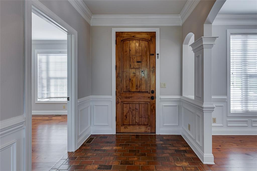 319 Wexford Hills Ct Property Photo 5