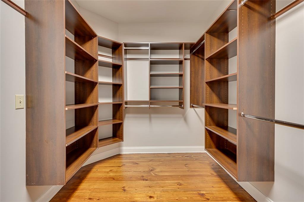 319 Wexford Hills Ct Property Photo 24