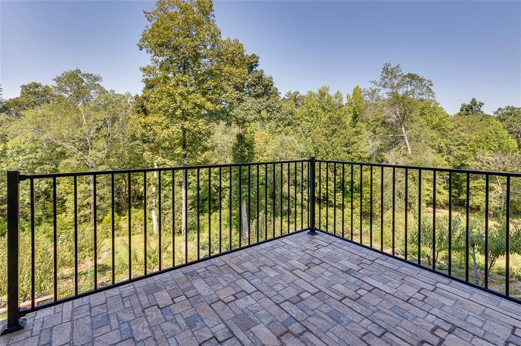 319 Wexford Hills Ct Property Photo 27