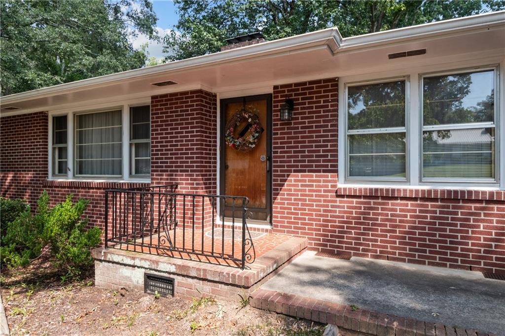 128 Tanglewood Dr Property Photo 6