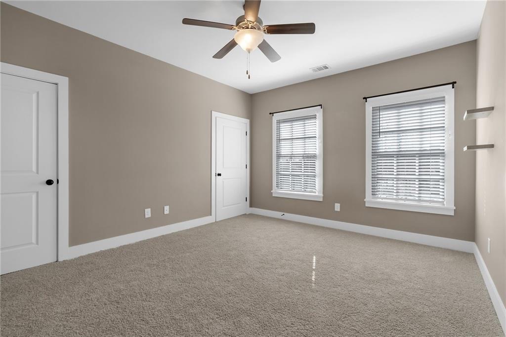 254 Thomas Green Blvd Property Photo 13