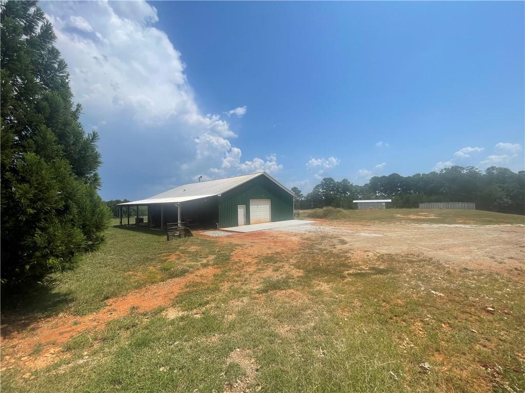 397 Springbrook Rd Property Photo 3